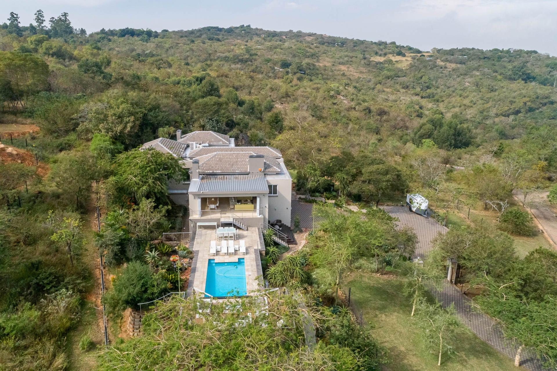 Wildlife Estate Opulence — photograph 3