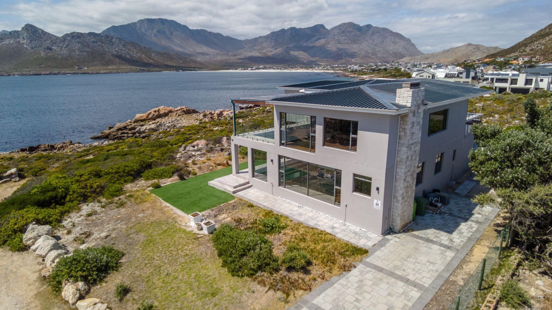 Pringle Bay Villa with Views & Heated Indoor Pool — photograph 2