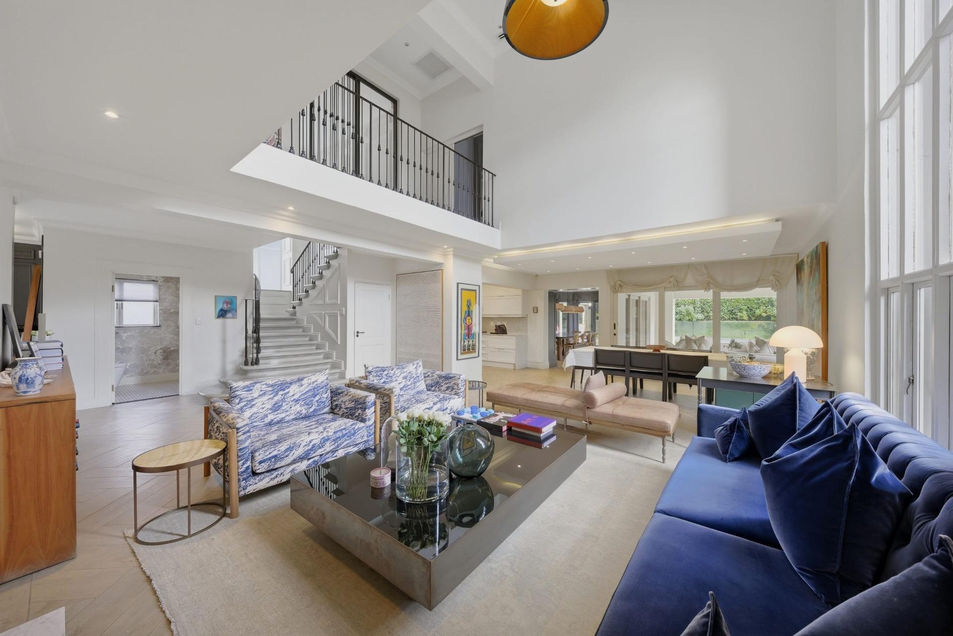 Bespoke family living. Rarely available. Exceptionally secure. — photograph 5