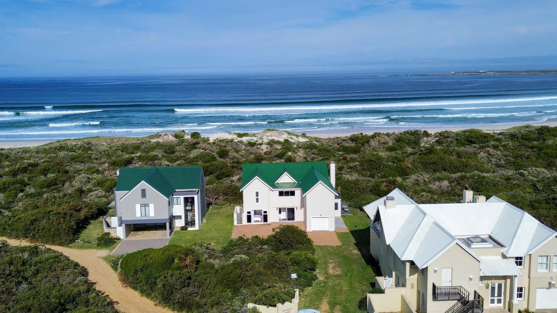 Panoramic Coastal Living by Silversands — photograph 3