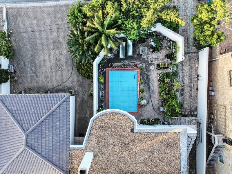 Exclusive Retreat with Ocean & River Views — photograph 4