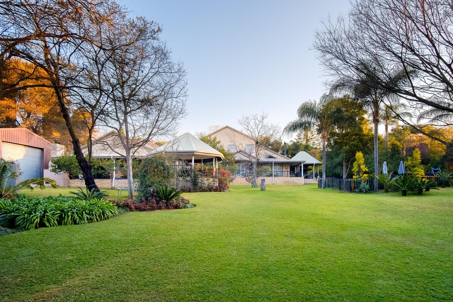 Luxury Agri Estate – 7695m² of Secure, Versatile Living — photograph 2