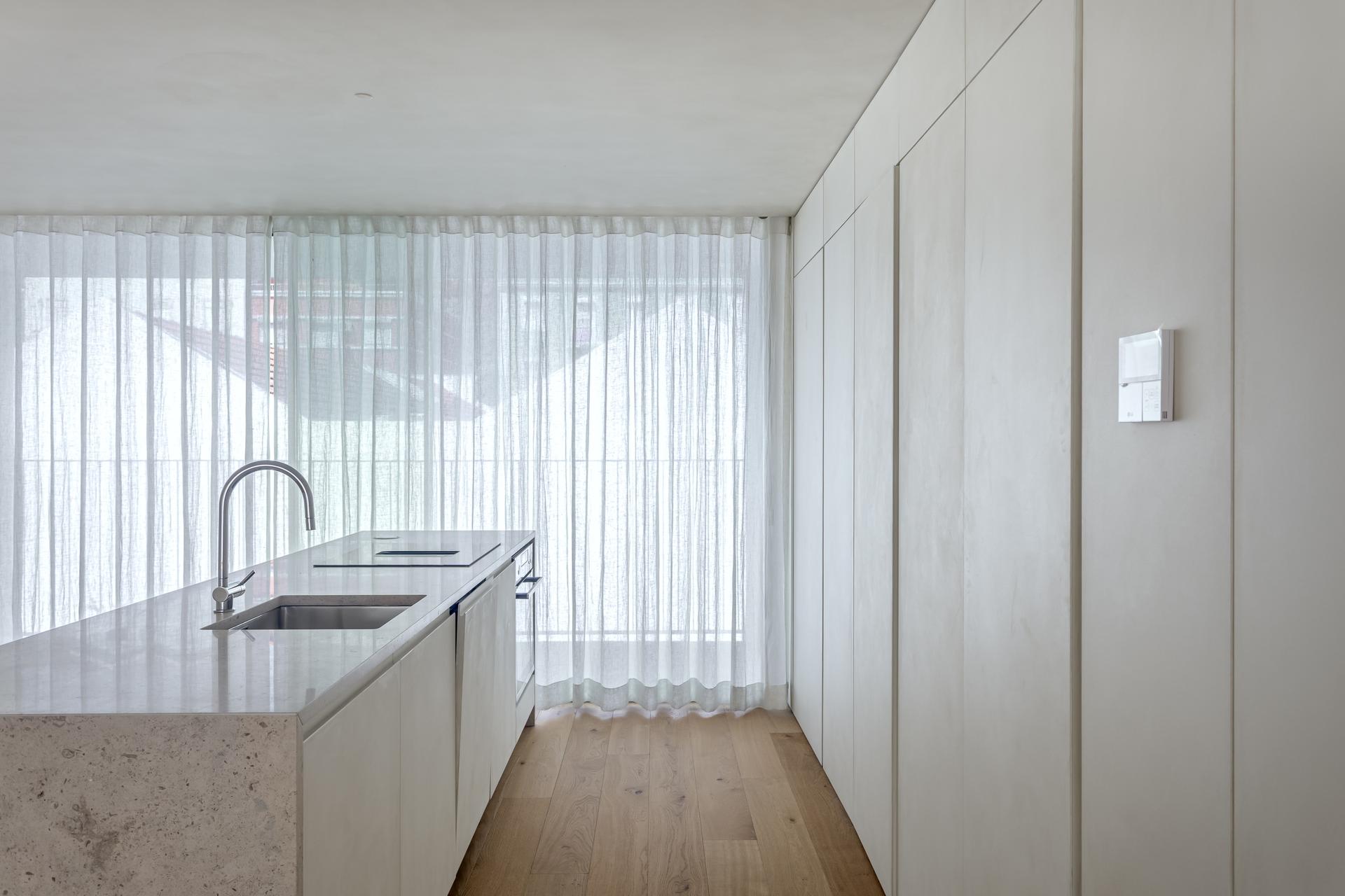 ATELIER — photograph 4