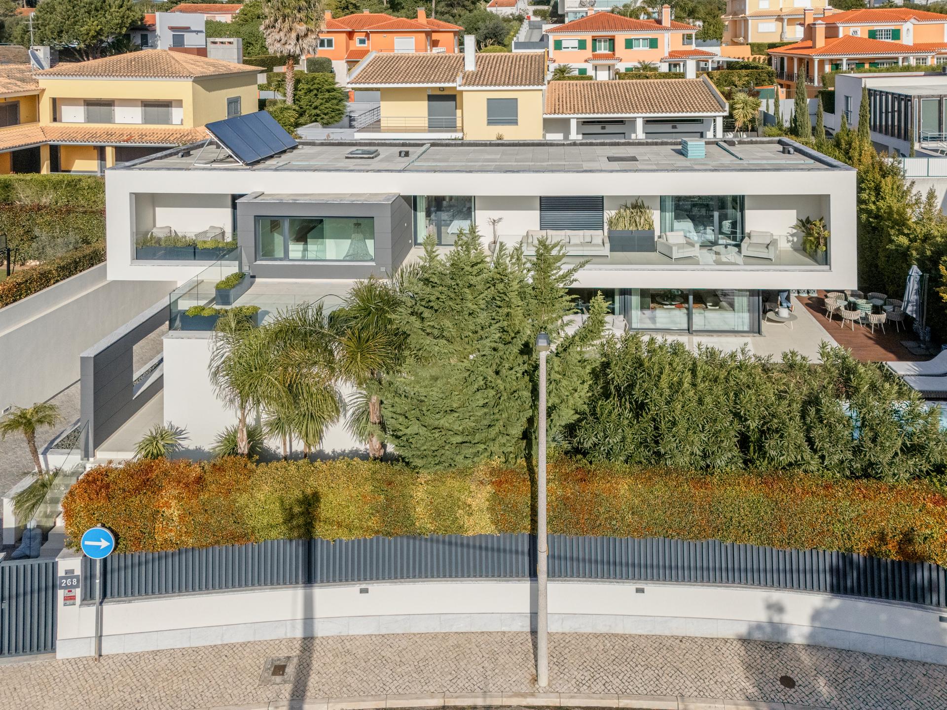 House in Cascais (85917) — photograph 2