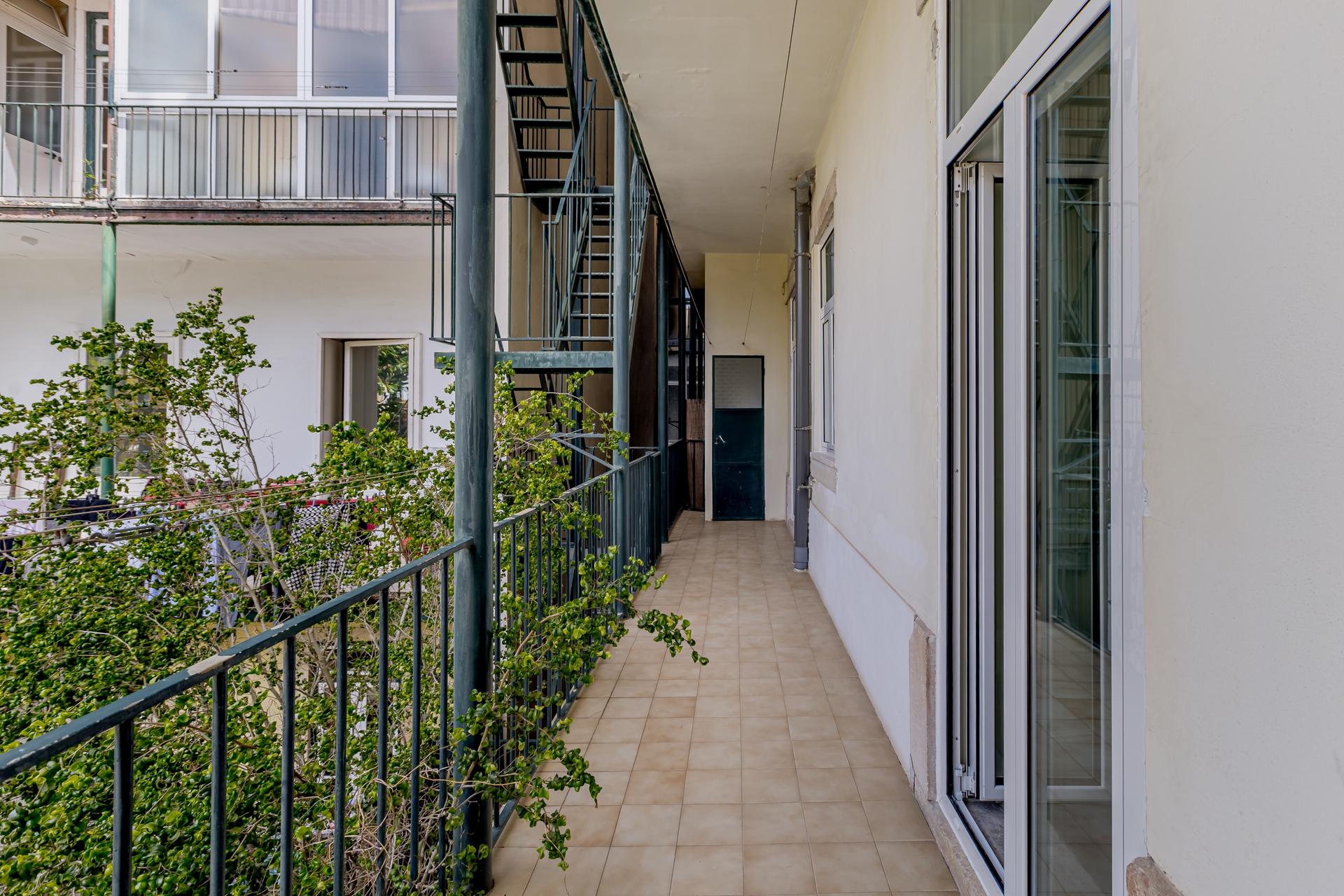 Apartment in Lisboa (97850) — photograph 2