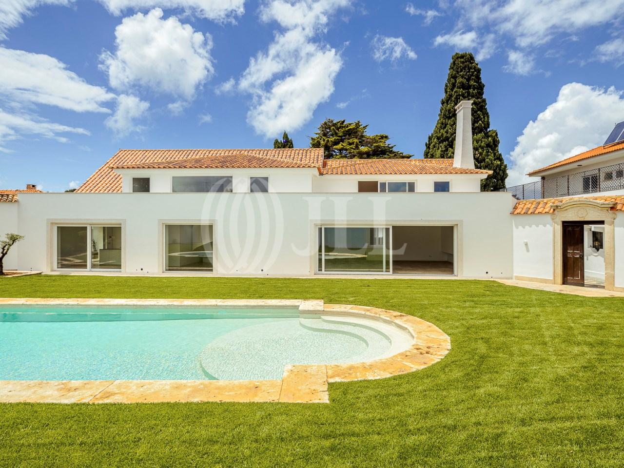House in Cascais (98640) — photograph 2