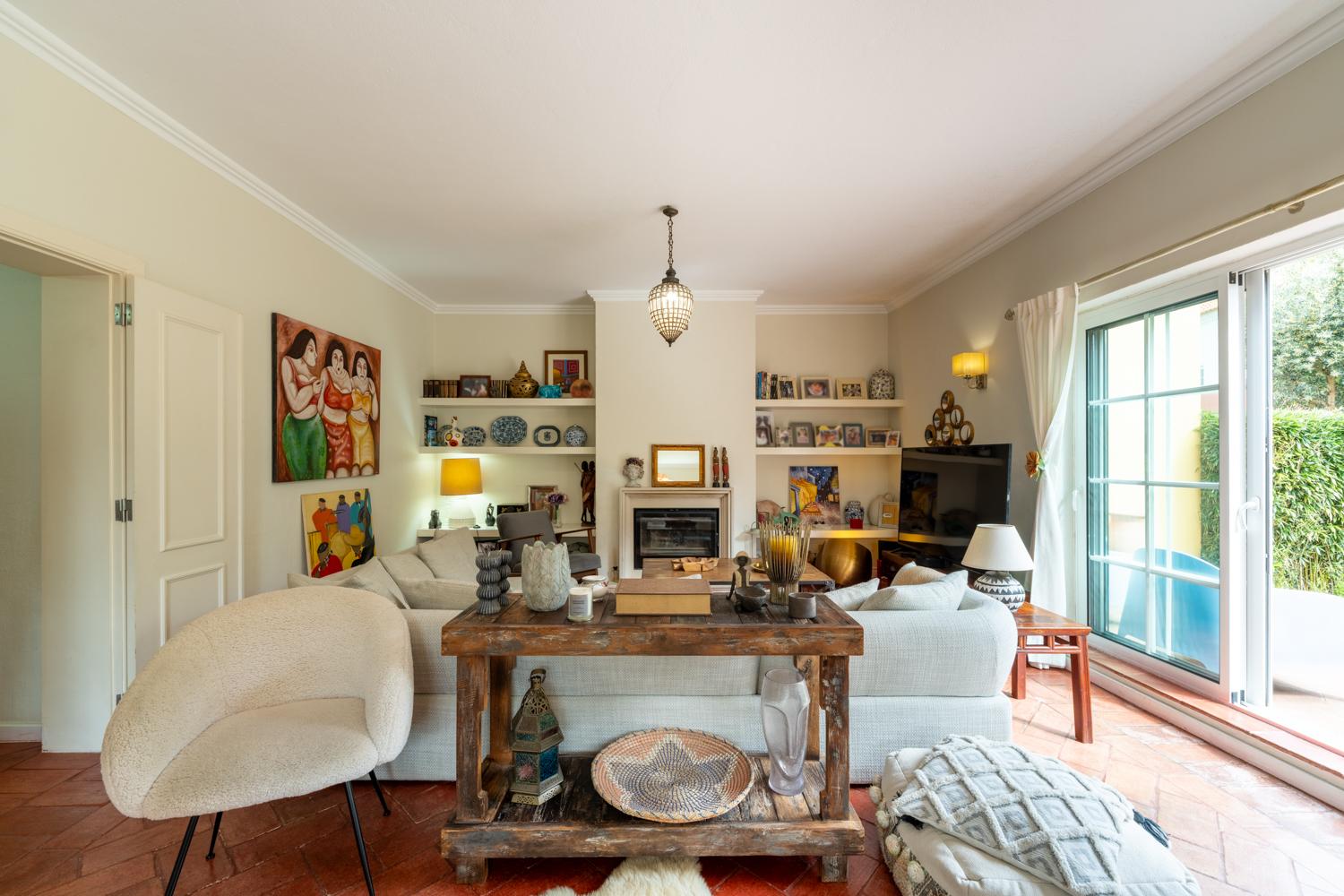 House in Cascais (97537) — photograph 5