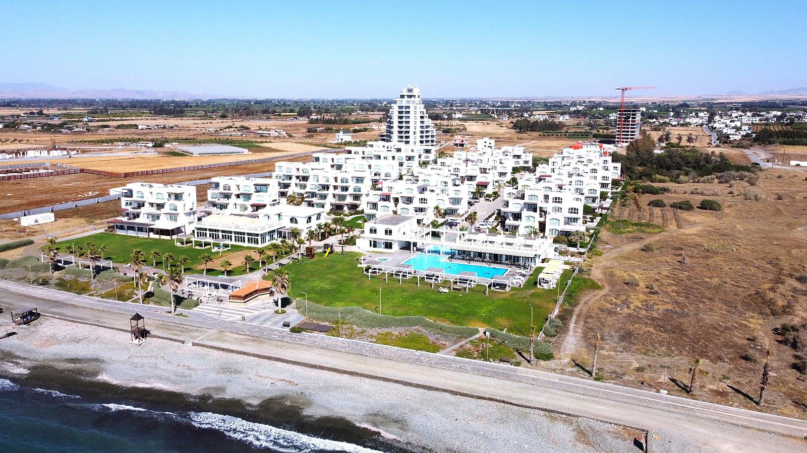 Apartments in Aphrodite Beachfront Resort (Afrodit Sahil Sitesi) GUZELYURT, North Cyprus (ECN-00551) — photograph 2