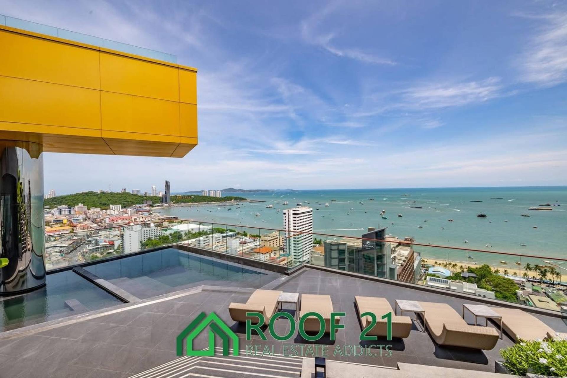 Edge Central Pattaya — photograph 3