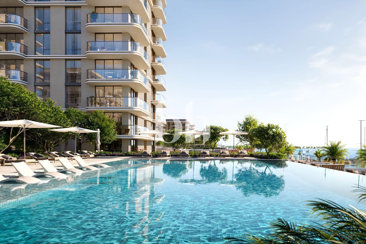 Marina Place — photograph 4
