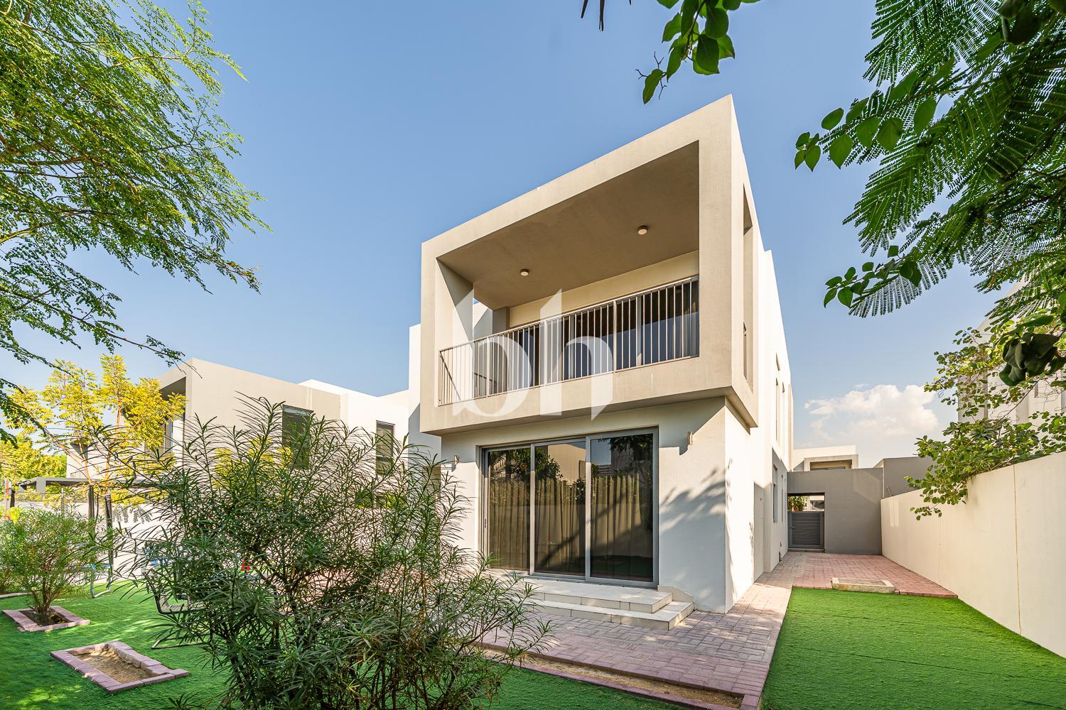 Sidra Villas III — photograph 2