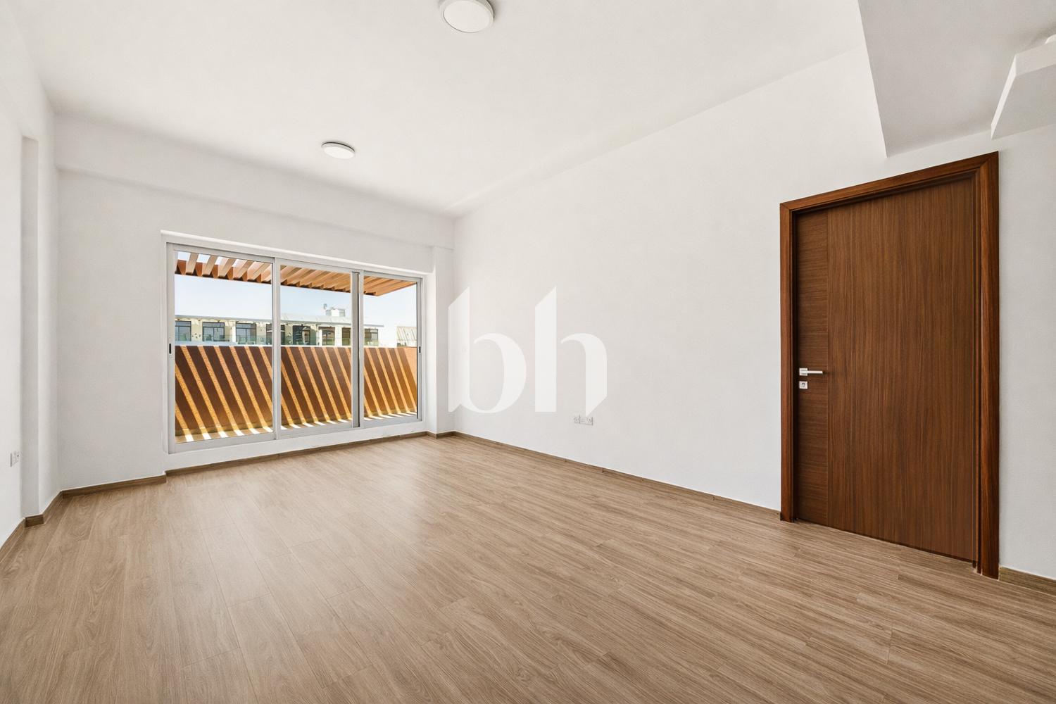 Laya Residences — photograph 4