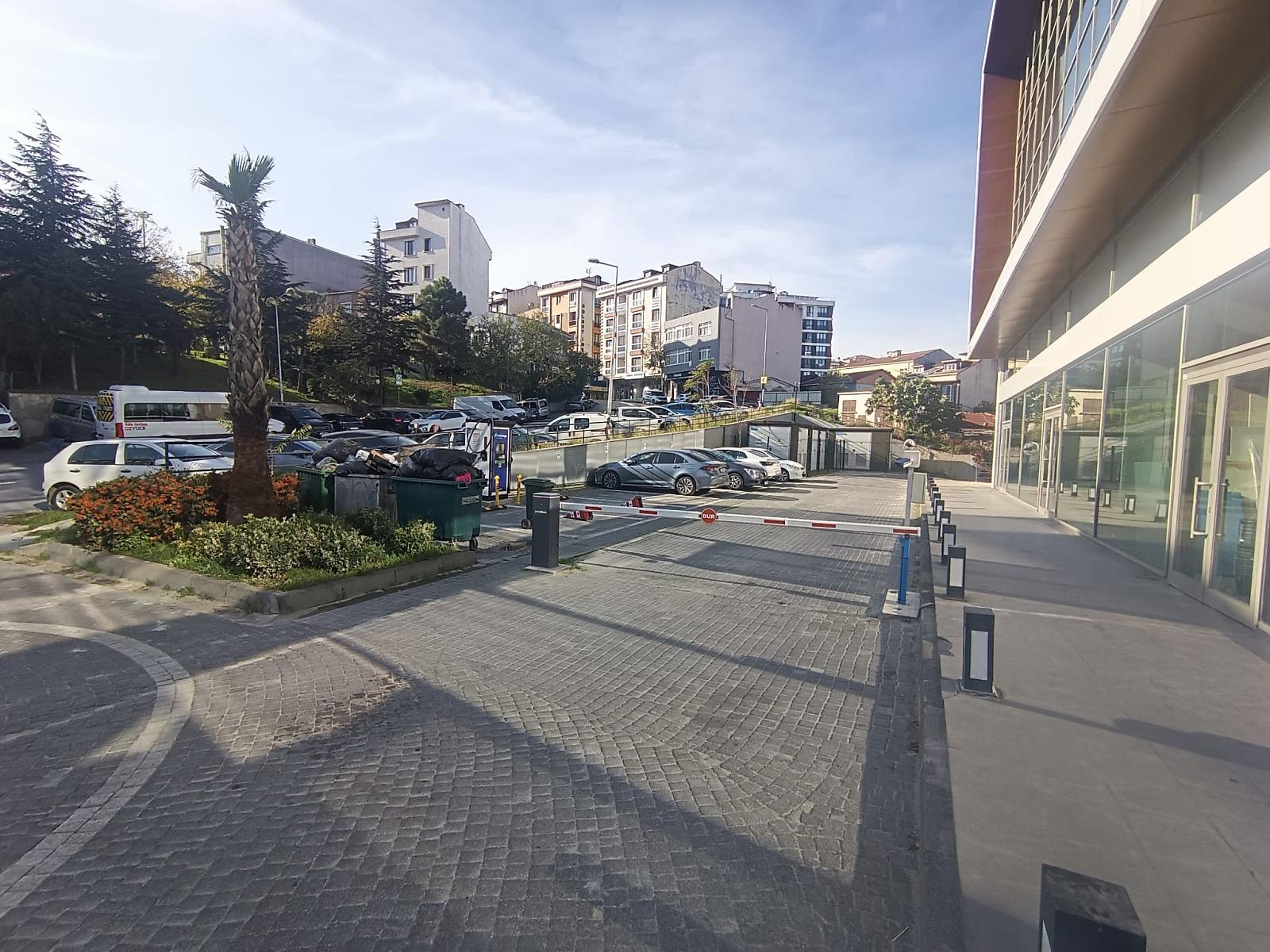 Apartments in Merkez, Kemerburgaz Cd. No:74 (IST-01751) — photograph 2