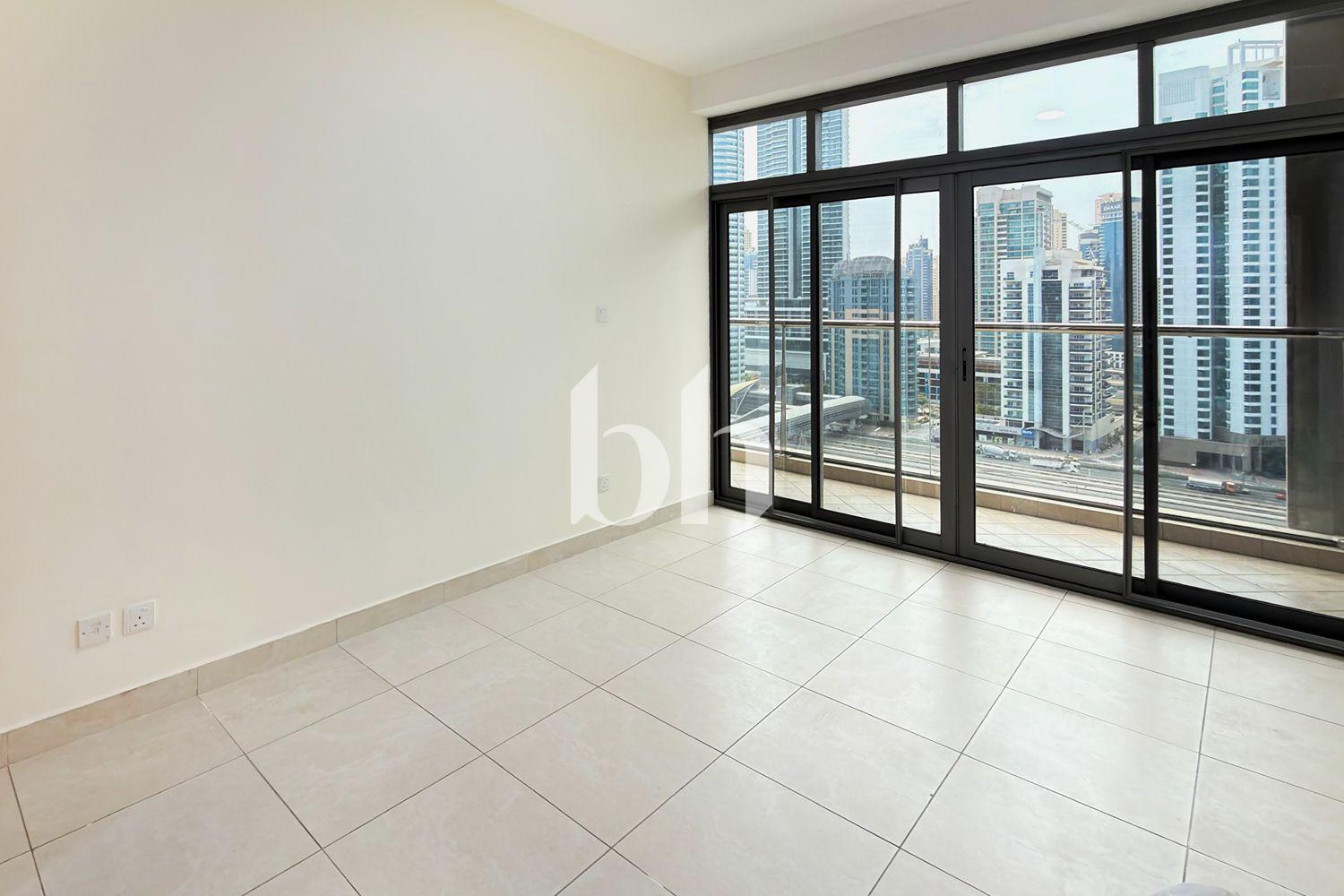 Global Lake View — photograph 4