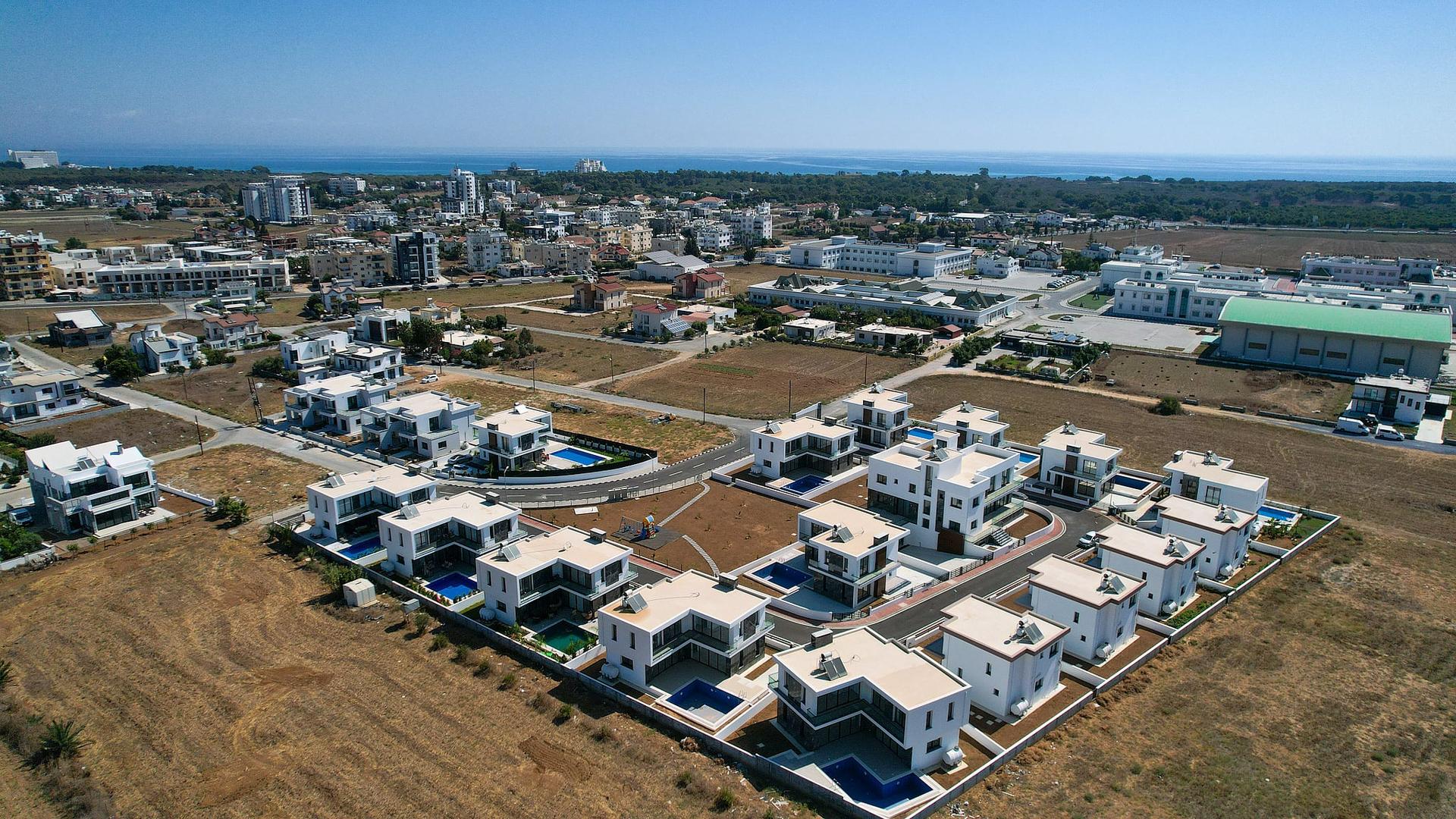 Apartments in Yeni Boğaziçi, Gazimağusa (ECN-00091) — photograph 4