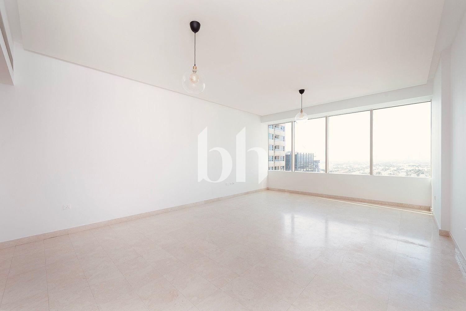 Madina Tower — photograph 4